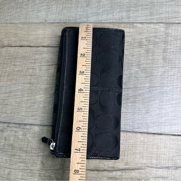 COACH SoHo Signature Jacquard Canvas And Leather Pleated Black Envelope Clutch - Picture 2 of 13